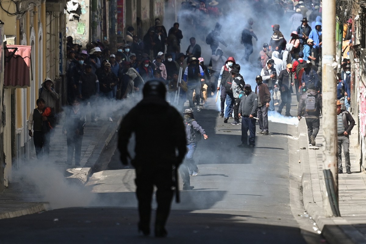 Manifestantes bolivianos nas ruas — maio de 2026