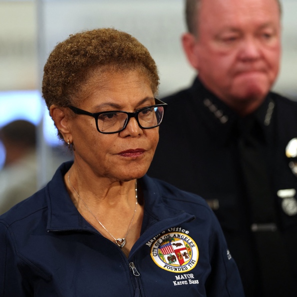 Karen Bass em 2025