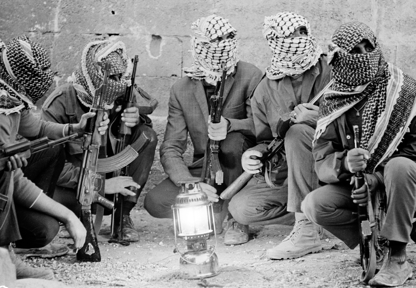 Comandos da Organização para a Libertação da Palestina em treinamento na Jordânia, janeiro de 1971
