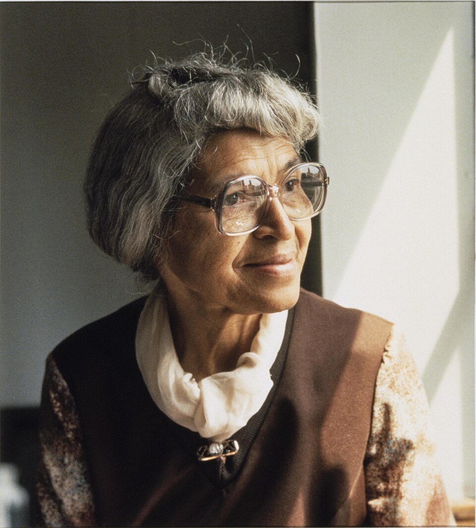 Retrato de Rosa Parks.