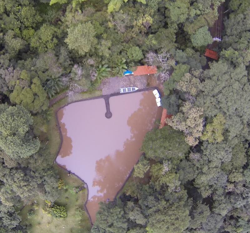 Figura 3 do Laudo 0392/2016 da Polícia Federal — Vista aérea do Sítio no entorno do Lago 2 na área do imóvel 55.422. Construções: 9-Lago 2; 10-Casa de Barco; 11-Pesqueiro;
