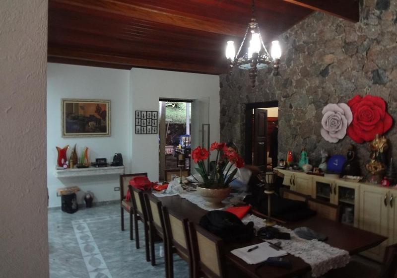 Figura 9 do Laudo 0392/2016 da Polícia Federal — Vista interna da Casa Principal com destaque para a sala de jantar.