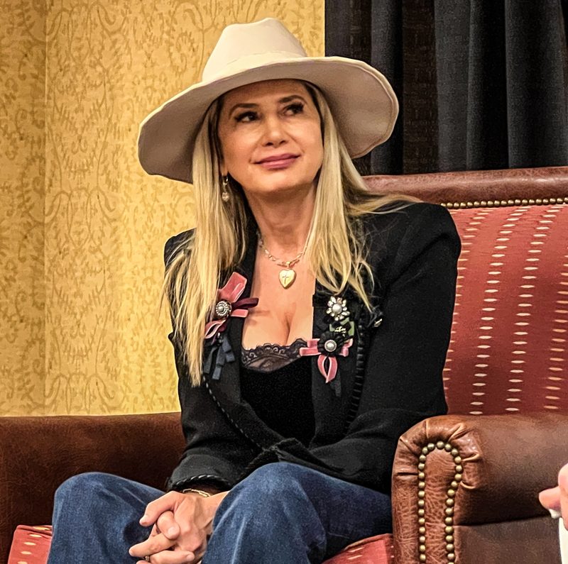 Mira Sorvino